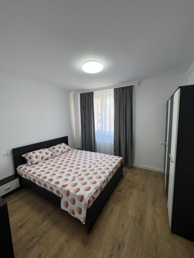 Sunny Apartment Center Сучава Экстерьер фото