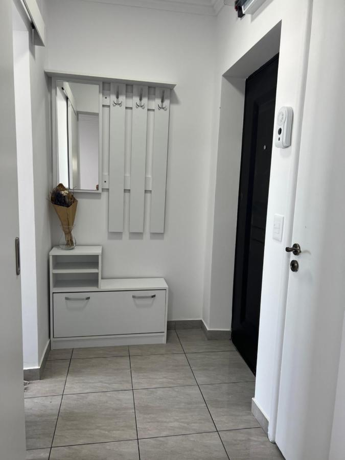 Sunny Apartment Center Сучава Экстерьер фото