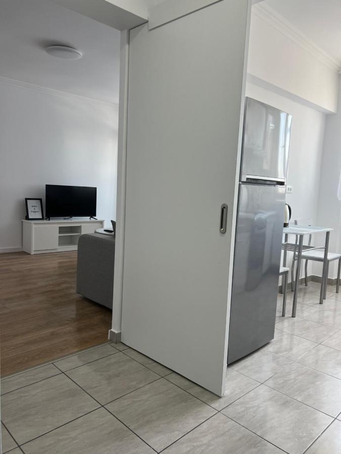 Sunny Apartment Center Сучава Экстерьер фото